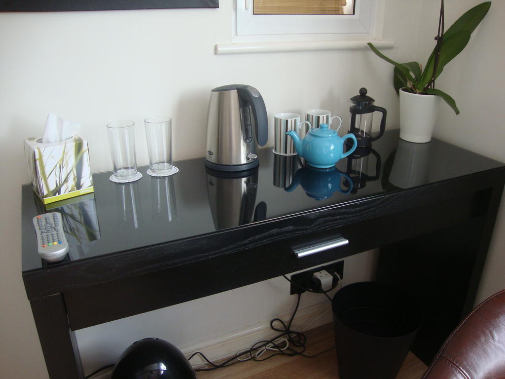 Canal View Bed And Breakfast Saxilby Номер фото