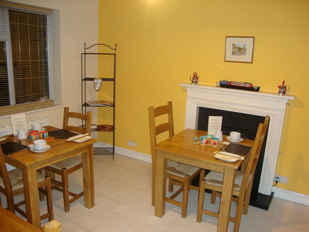 Canal View Bed And Breakfast Saxilby Экстерьер фото