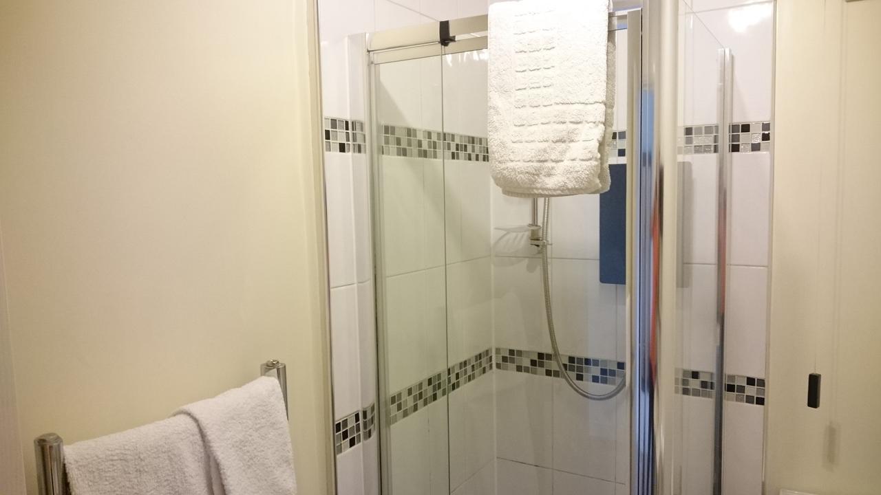 Canal View Bed And Breakfast Saxilby Экстерьер фото